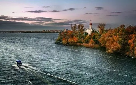 Monastyrsky Island Park